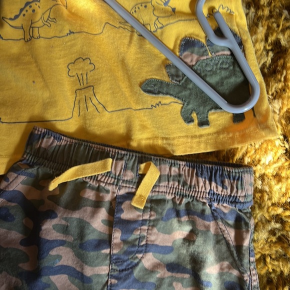 Baby boy 2 piece outfit size 3-6 months! - Picture 2 of 4